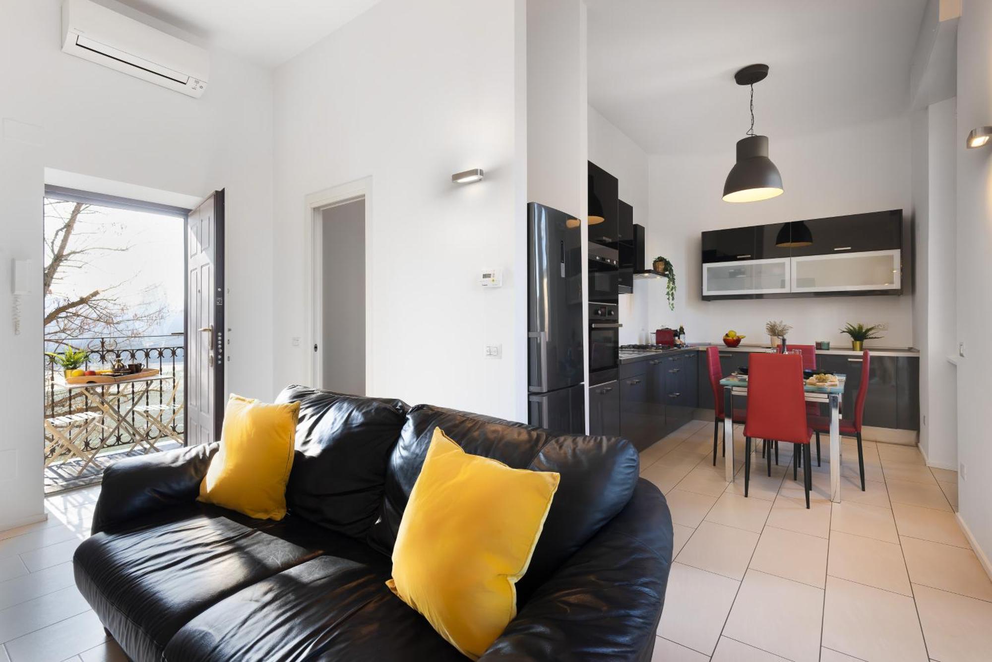 Апартаменты Nam House & Posto Auto Милан Экстерьер фото